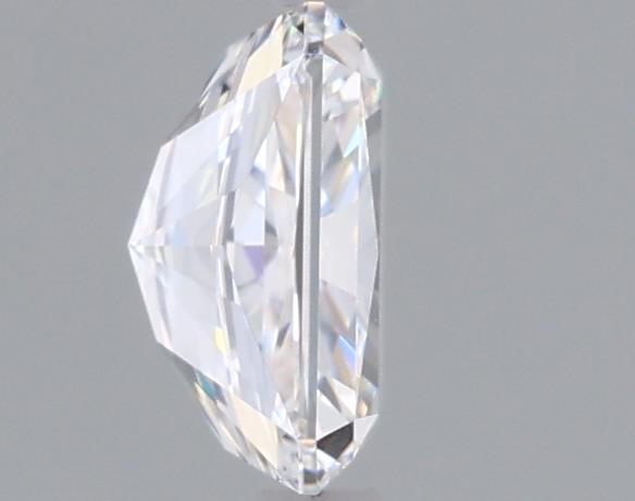 1.03 Carat Radiant Lab Diamond :: 360 spin frame 02