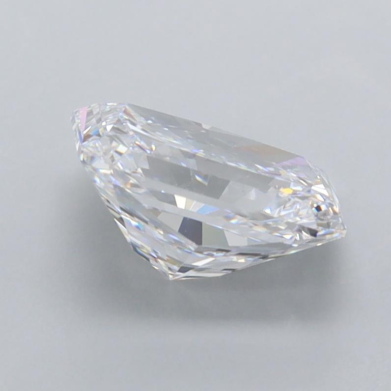 1.54 Carat Radiant Lab Diamond :: 360 spin frame 02