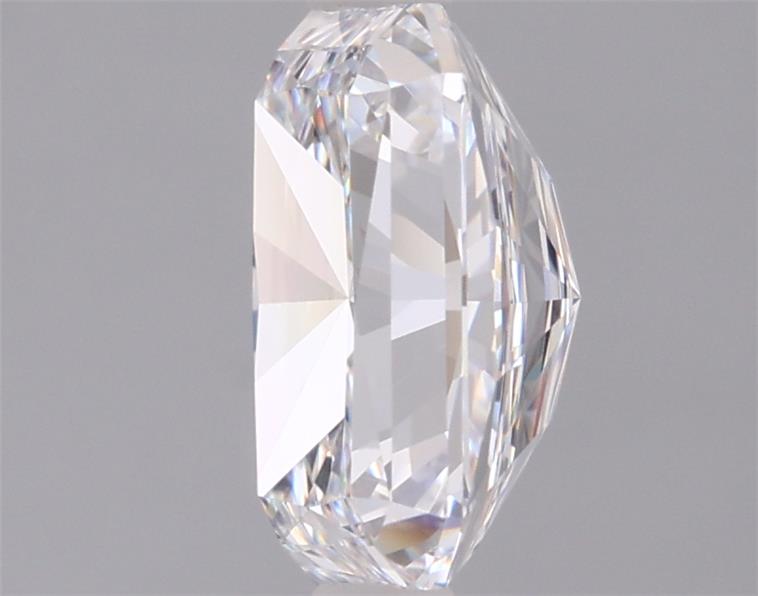2.04 Carat Radiant Lab Diamond :: 360 spin frame 06