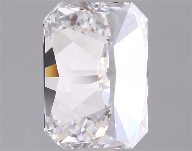 2.04 Carat Radiant Lab Diamond :: 360 spin frame 07