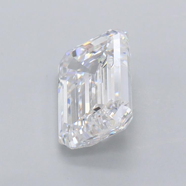 1.00 Carat Emerald Lab Diamond :: 360 spin frame 02