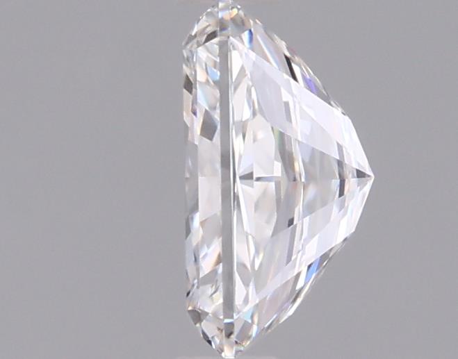 1.04 Carat Radiant Lab Diamond :: 360 spin frame 01
