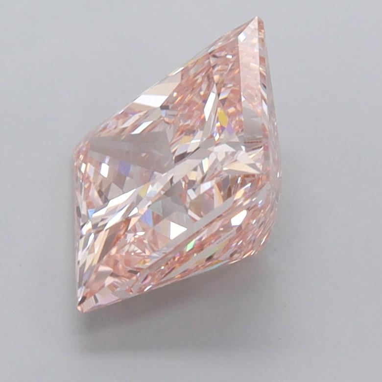 2.02 Carat Princess Lab Diamond :: 360 spin frame 02