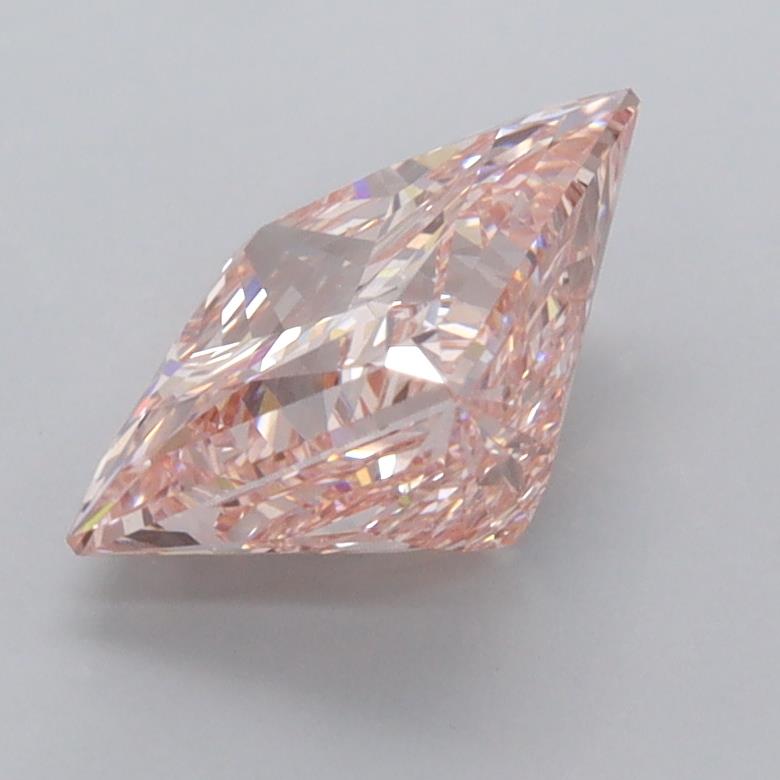 2.02 Carat Princess Lab Diamond :: 360 spin frame 04