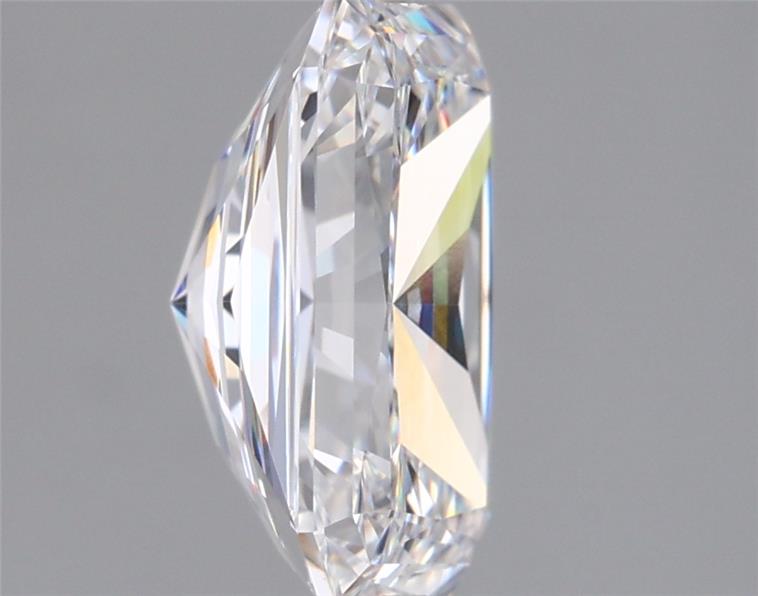 2.05 Carat Radiant Lab Diamond :: 360 spin frame 04