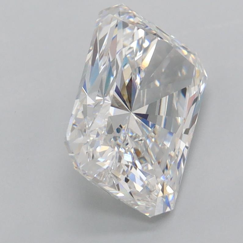 2.05 Carat Radiant Lab Diamond :: 360 spin frame 04