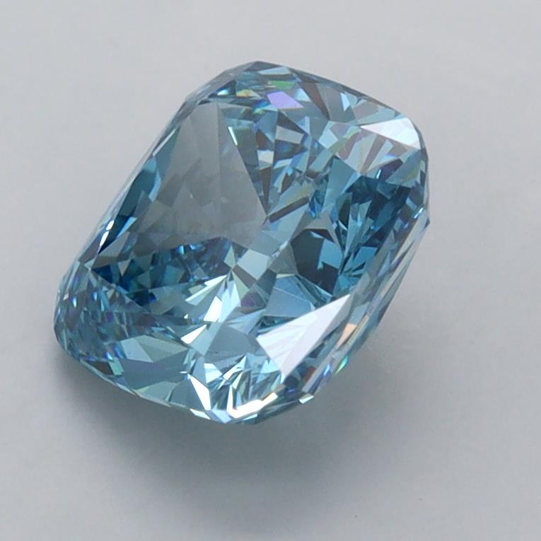 2.05 Carat Cushion Lab Diamond :: 360 spin frame 01