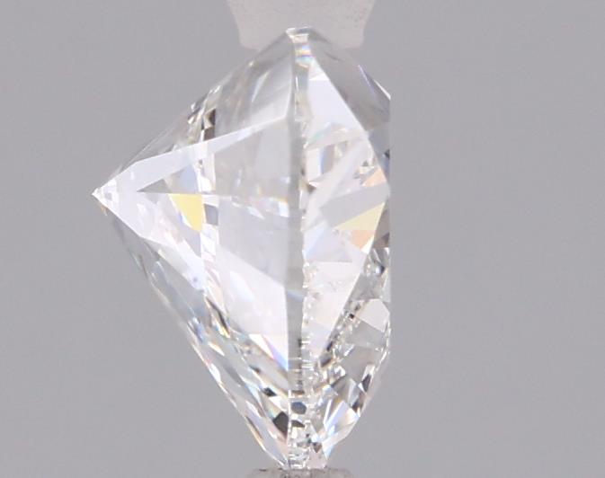 2.02 Carat Heart Lab Diamond :: 360 spin frame 02