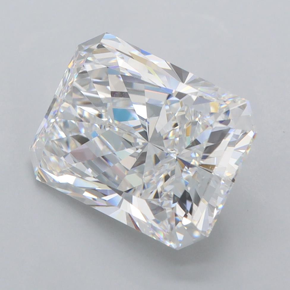 3.64 Carat Radiant Lab Diamond :: 360 spin frame 01