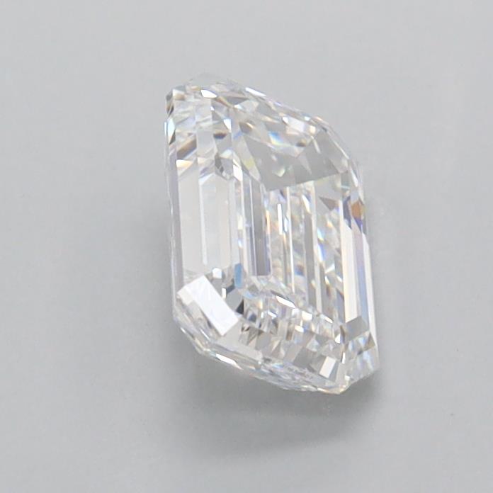 0.94 Carat Emerald Lab Diamond :: 360 spin frame 02