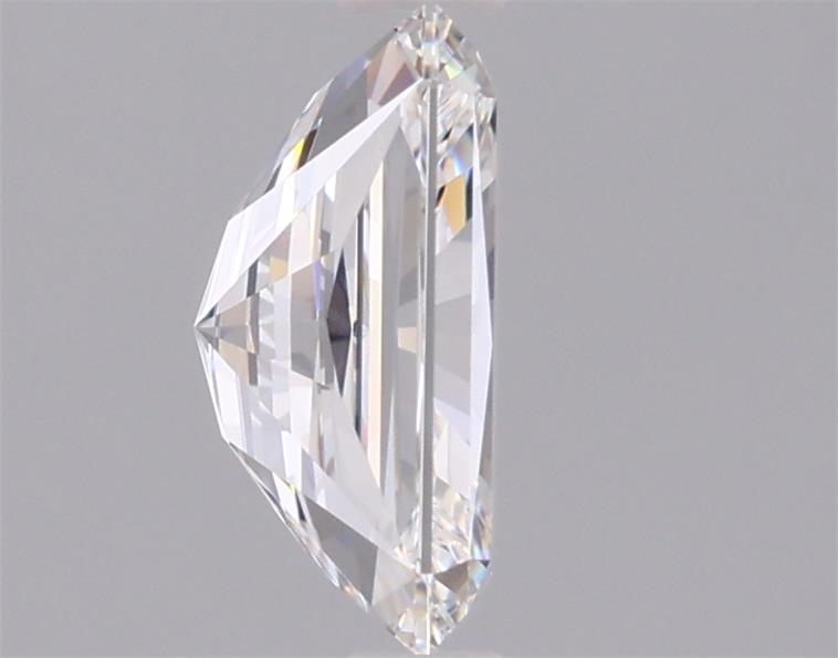 1.61 Carat Radiant Lab Diamond :: 360 spin frame 01