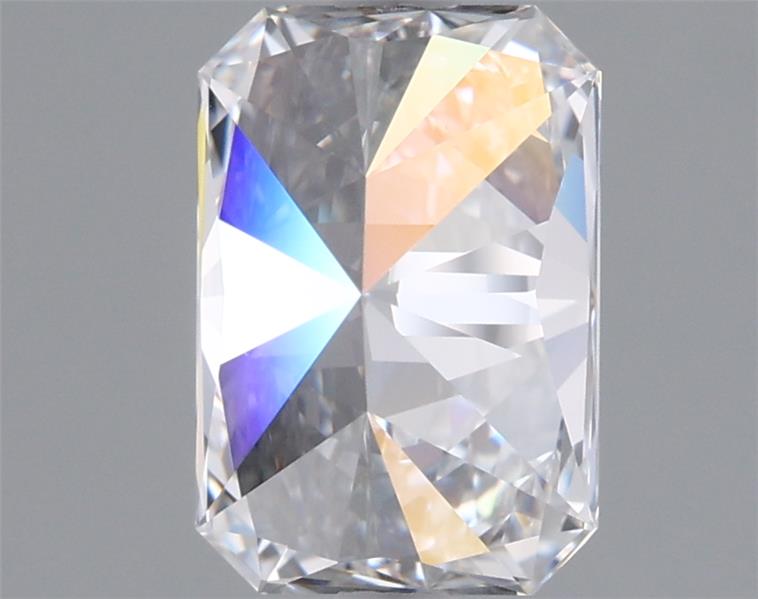 1.56 Carat Radiant Lab Diamond :: 360 spin frame 04