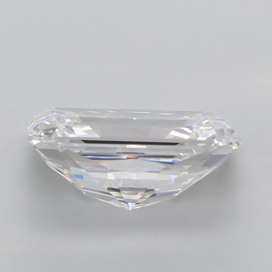 2.05 Carat Radiant Lab Diamond :: 360 spin frame 01