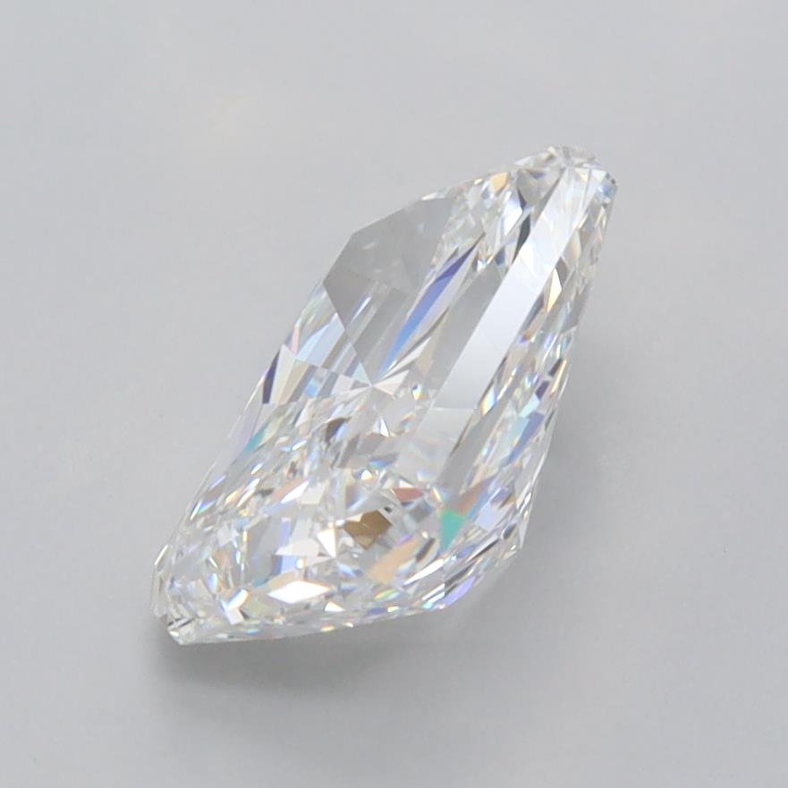 2.05 Carat Radiant Lab Diamond :: 360 spin frame 07