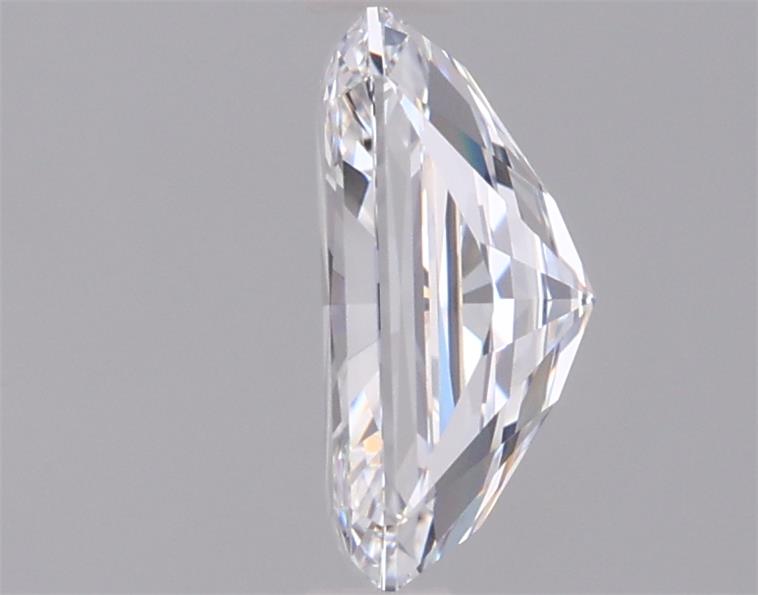 1.46 Carat Radiant Lab Diamond :: 360 spin frame 01
