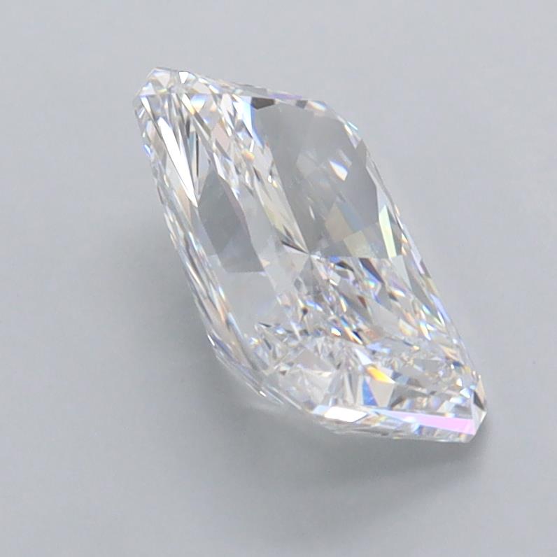 1.69 Carat Radiant Lab Diamond :: 360 spin frame 06