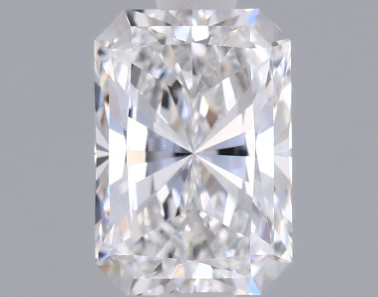 0.98 Carat Radiant Lab Diamond