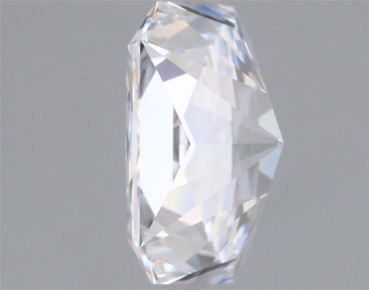2.05 Carat Radiant Lab Diamond :: 360 spin frame 06