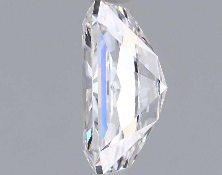 1.05 Carat Radiant Lab Diamond :: 360 spin frame 05
