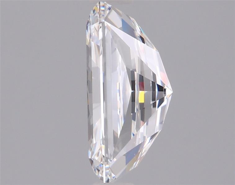 2.00 Carat Radiant Lab Diamond :: 360 spin frame 02