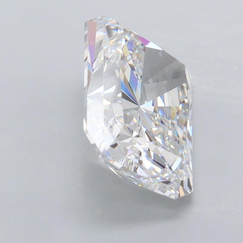 1.83 Carat Radiant Lab Diamond :: 360 spin frame 01