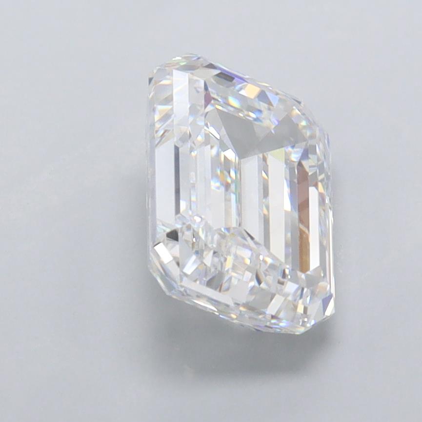 2.02 Carat Emerald Lab Diamond :: 360 spin frame 01