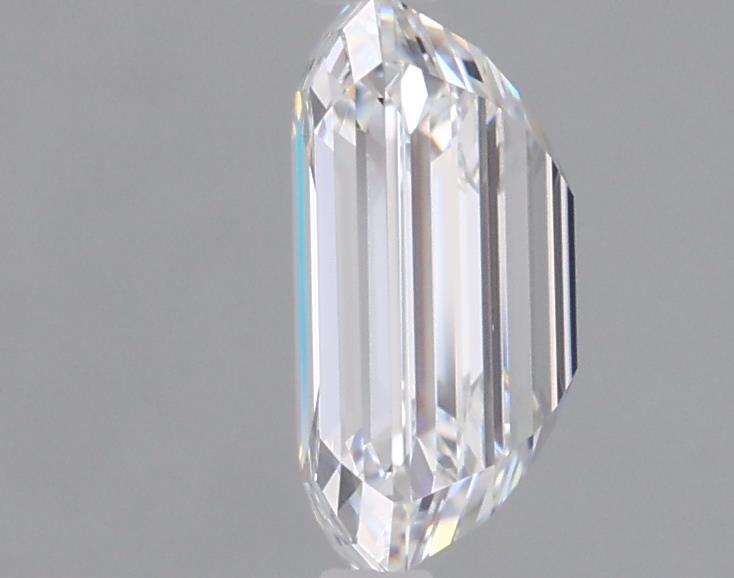 1.58 Carat Emerald Lab Diamond :: 360 spin frame 01