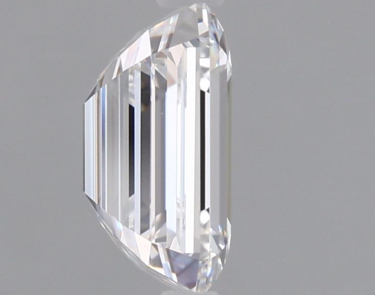 1.57 Carat Emerald Lab Diamond :: 360 spin frame 02