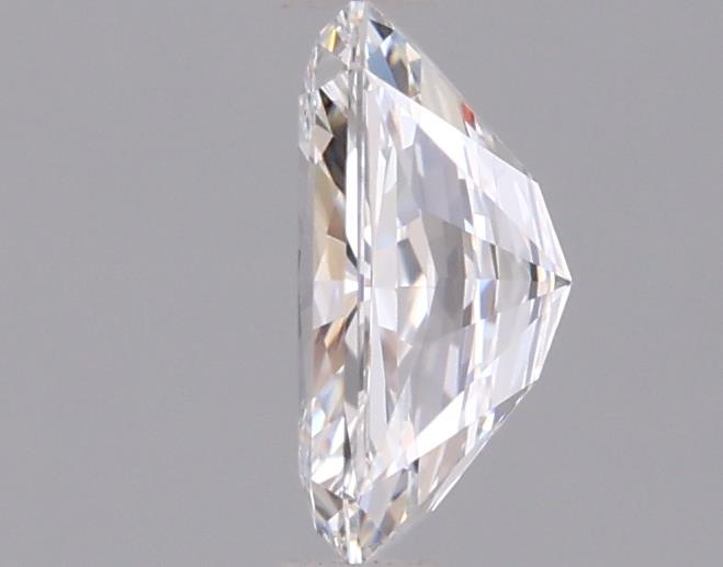 1.03 Carat Radiant Lab Diamond :: 360 spin frame 02