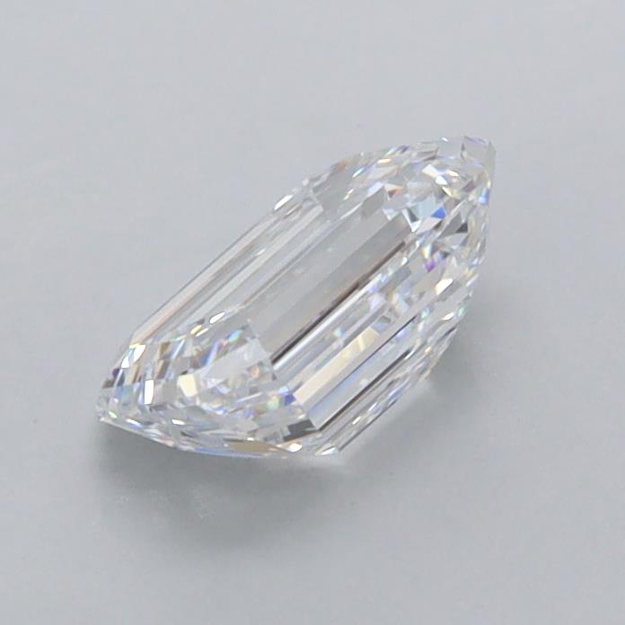 0.93 Carat Emerald Lab Diamond :: 360 spin frame 03
