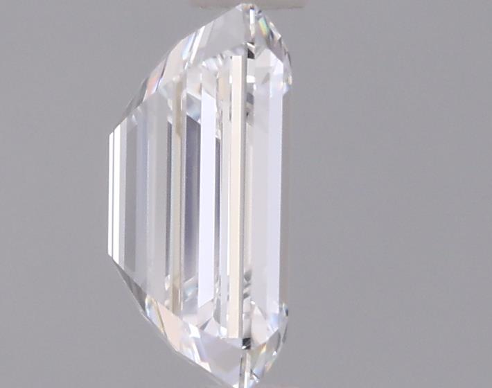 0.95 Carat Emerald Lab Diamond :: 360 spin frame 02