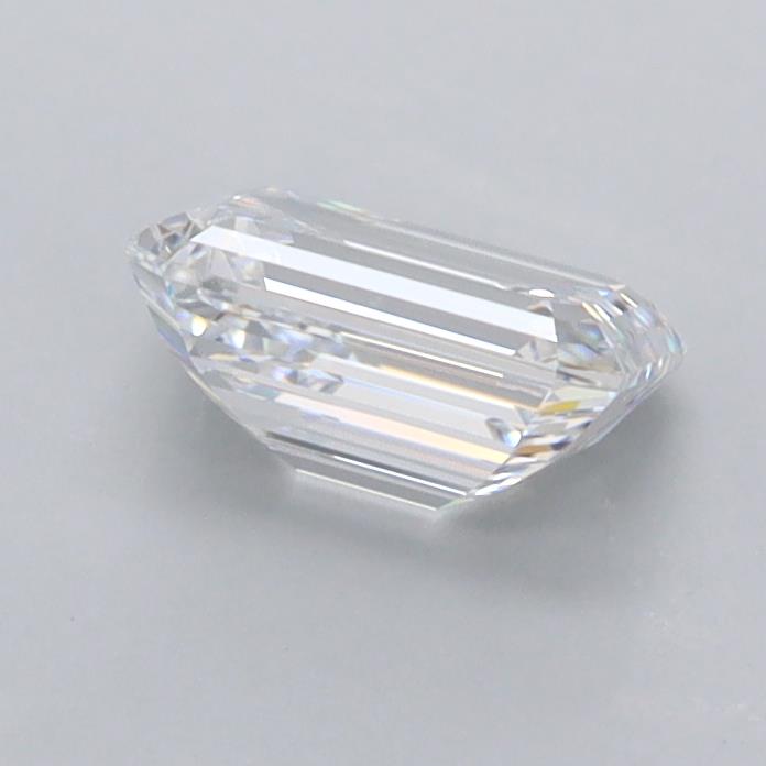 0.92 Carat Emerald Lab Diamond :: 360 spin frame 06