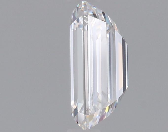0.97 Carat Emerald Lab Diamond :: 360 spin frame 02
