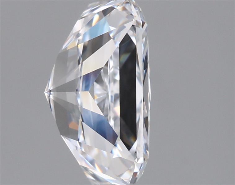 2.06 Carat Radiant Lab Diamond :: 360 spin frame 05