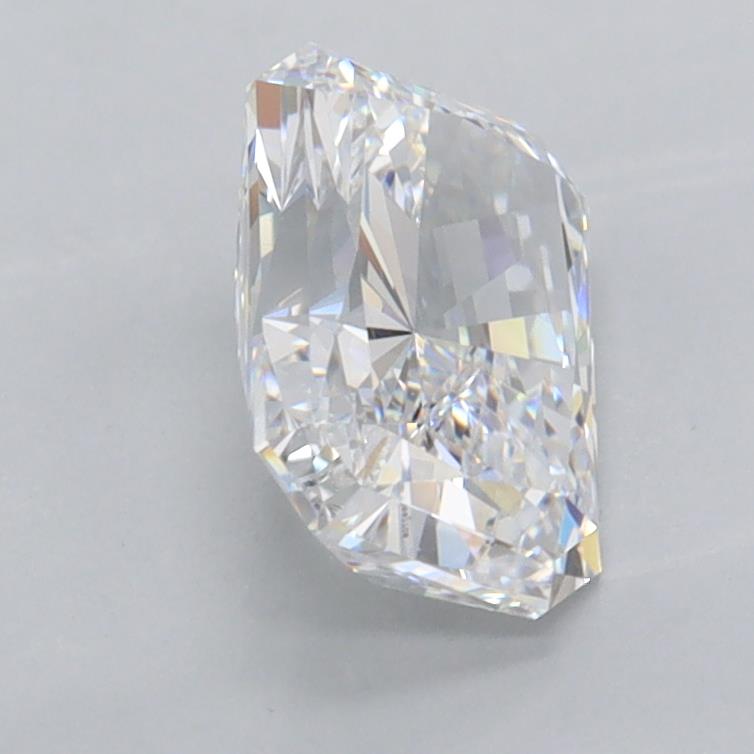 1.55 Carat Radiant Lab Diamond :: 360 spin frame 01