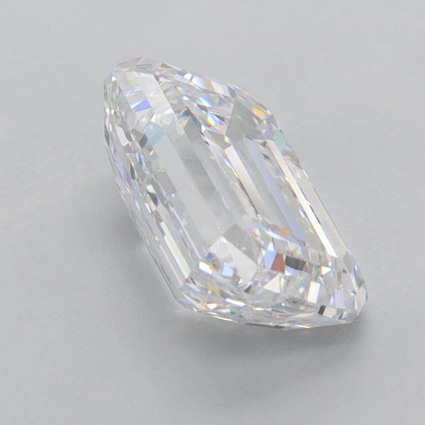 2.26 Carat Emerald Lab Diamond :: 360 spin frame 05
