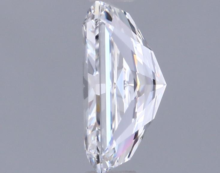 0.88 Carat Radiant Lab Diamond :: 360 spin frame 02