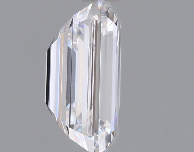 0.98 Carat Emerald Lab Diamond :: 360 spin frame 01