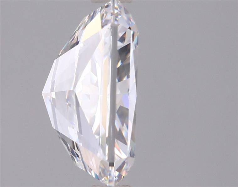 2.68 Carat Radiant Lab Diamond :: 360 spin frame 01