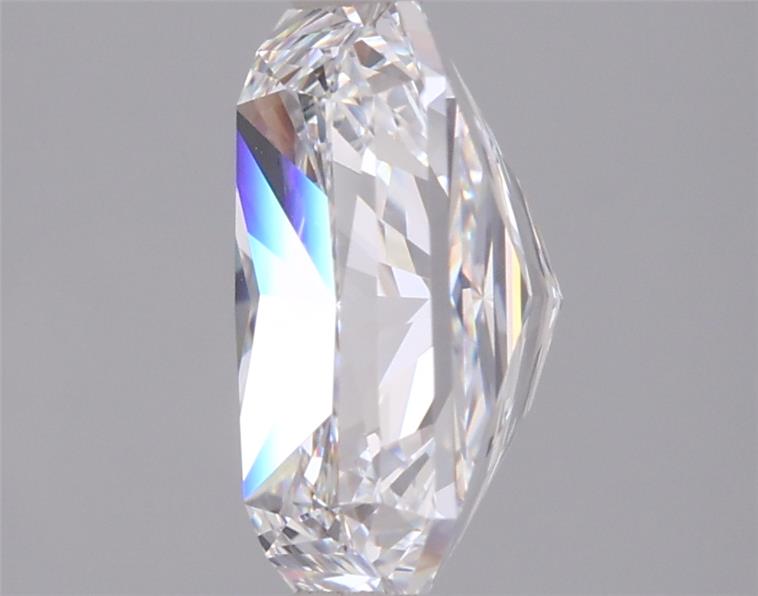 2.68 Carat Radiant Lab Diamond :: 360 spin frame 07