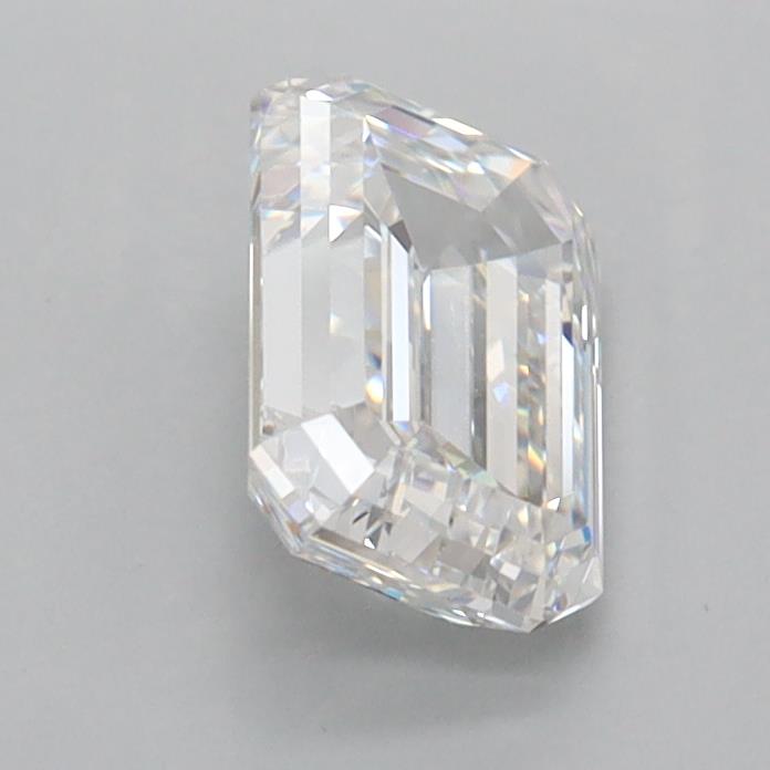 1.30 Carat Emerald Lab Diamond :: 360 spin frame 02