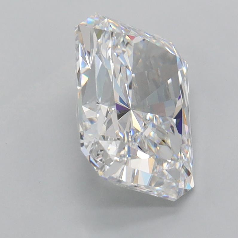 1.93 Carat Radiant Lab Diamond :: 360 spin frame 01