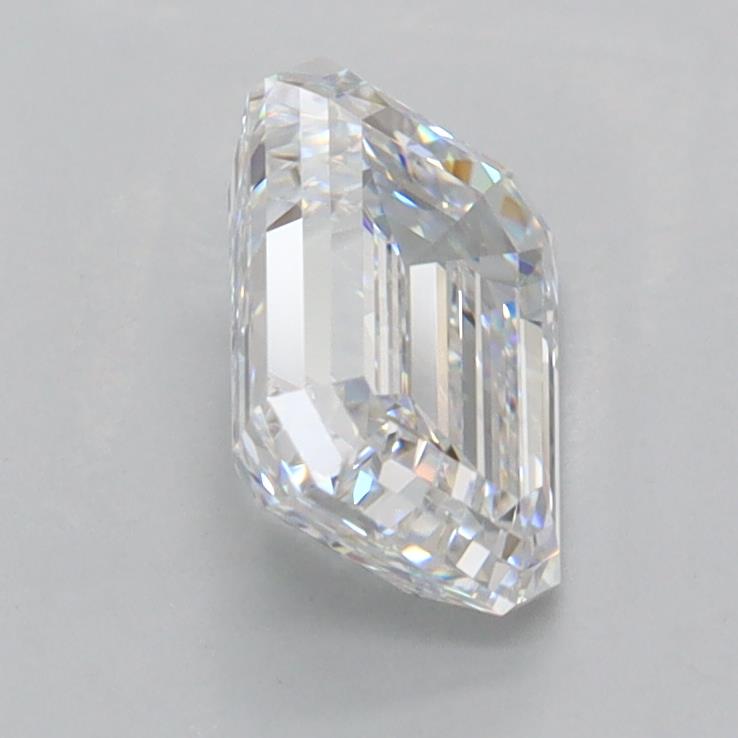 1.55 Carat Emerald Lab Diamond :: 360 spin frame 01