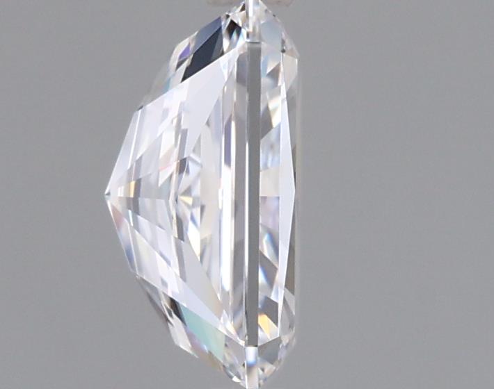 1.38 Carat Radiant Lab Diamond :: 360 spin frame 01