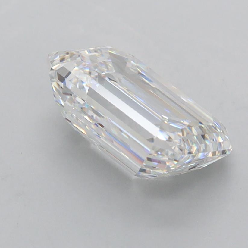 1.98 Carat Emerald Lab Diamond :: 360 spin frame 03