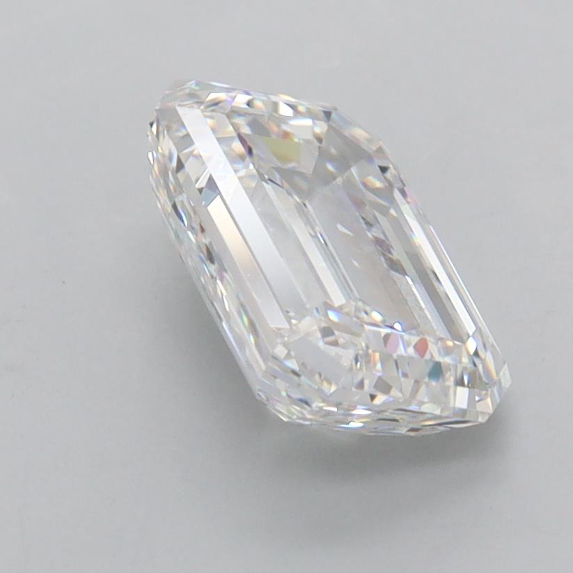 1.98 Carat Emerald Lab Diamond :: 360 spin frame 05