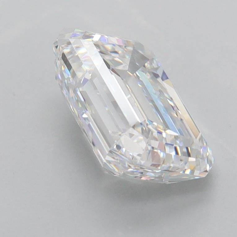 1.98 Carat Emerald Lab Diamond :: 360 spin frame 04