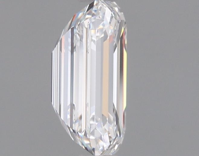 0.89 Carat Emerald Lab Diamond :: 360 spin frame 04