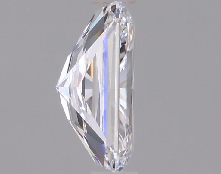 0.95 Carat Radiant Lab Diamond :: 360 spin frame 02