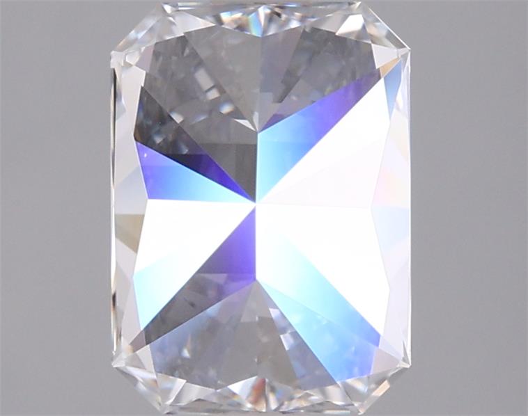 2.04 Carat Radiant Lab Diamond :: 360 spin frame 01